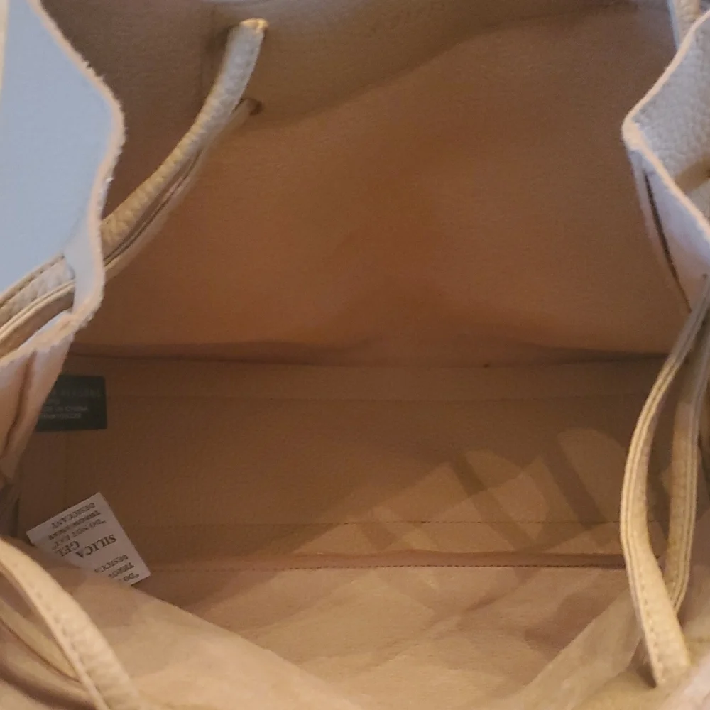 8 Other Reasons Tan Shoulder Bag - Picture 3 of 5